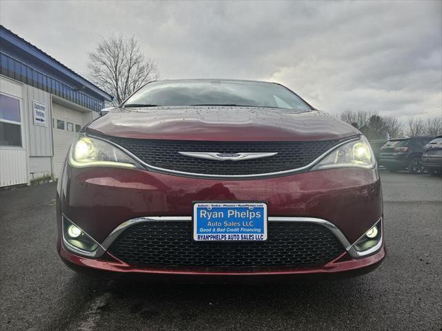 used 2020 Chrysler Pacifica car, priced at $21,995