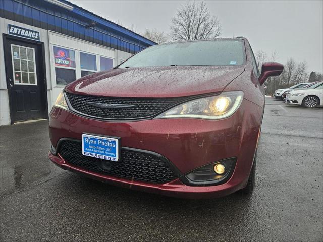 used 2020 Chrysler Pacifica car, priced at $22,255