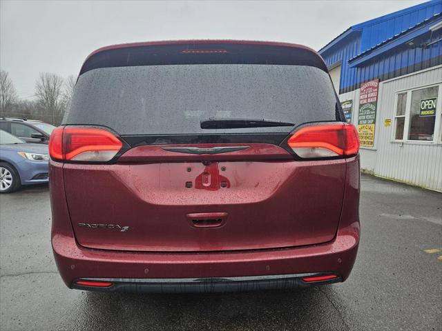 used 2020 Chrysler Pacifica car, priced at $22,255