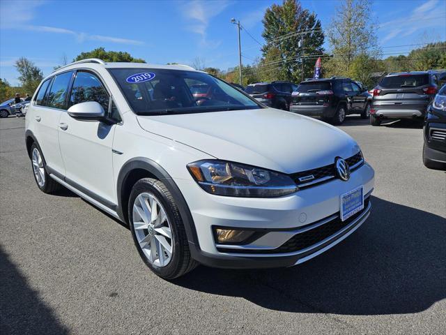 used 2019 Volkswagen Golf Alltrack car, priced at $22,995