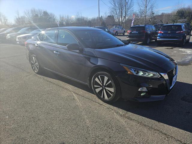 used 2019 Nissan Altima car, priced at $19,975