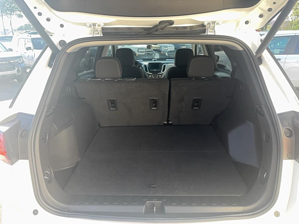used 2023 Chevrolet Equinox car, priced at $22,990