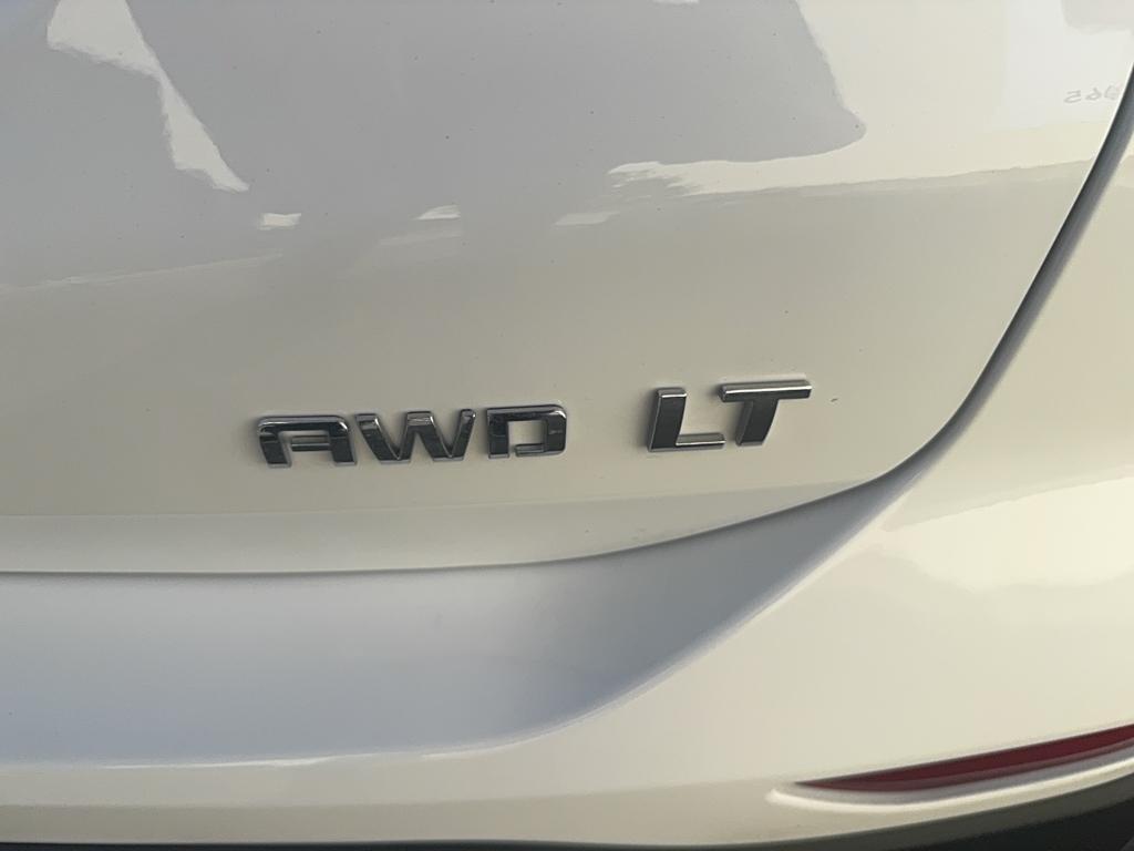 used 2023 Chevrolet Equinox car, priced at $22,990