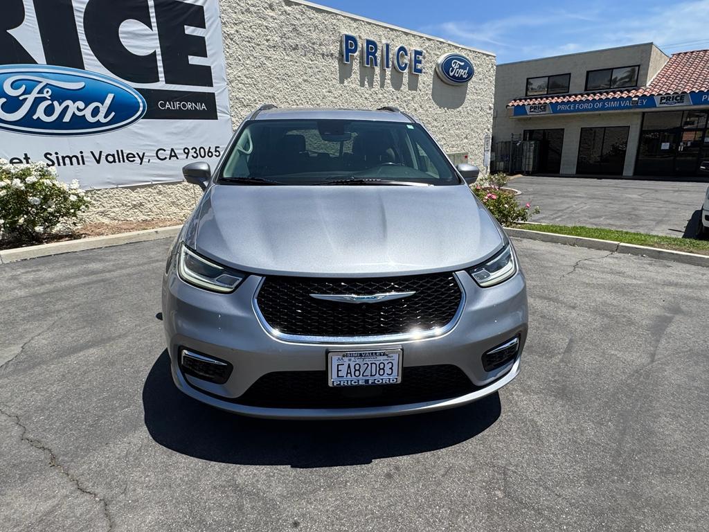 used 2021 Chrysler Pacifica Hybrid car, priced at $27,990