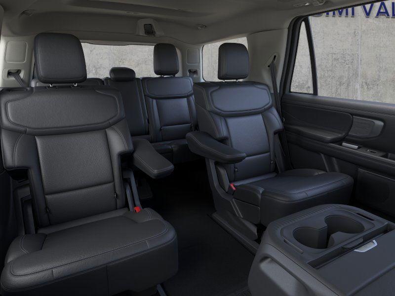 new 2025 Ford Expedition car, priced at $79,395