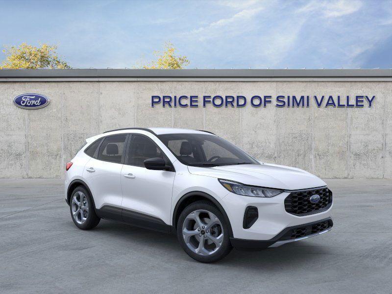 used 2025 Ford Escape car, priced at $28,925