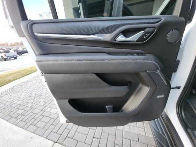 used 2022 GMC Yukon XL car, priced at $48,741