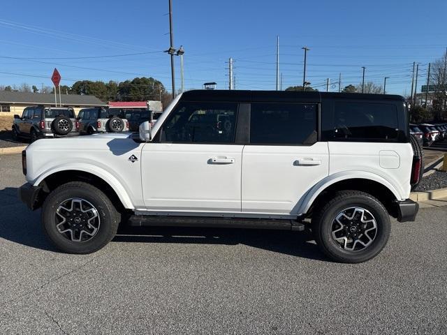 new 2024 Ford Bronco car, priced at $50,055