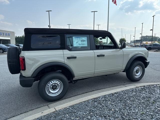 new 2025 Ford Bronco car, priced at $38,118