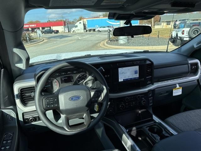 new 2024 Ford F-250 car, priced at $52,600