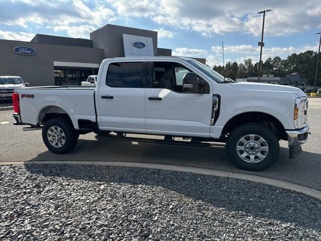 new 2024 Ford F-250 car, priced at $52,600