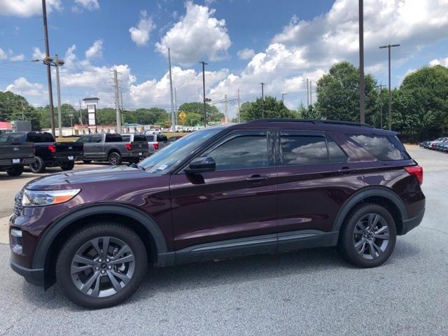 used 2022 Ford Explorer car, priced at $32,000