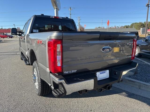 new 2024 Ford F-250 car, priced at $52,600