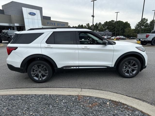 new 2025 Ford Explorer car, priced at $43,985