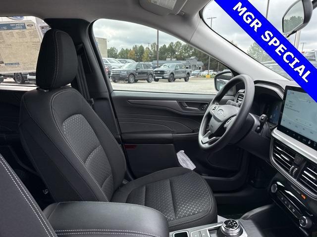 new 2025 Ford Escape car, priced at $27,480