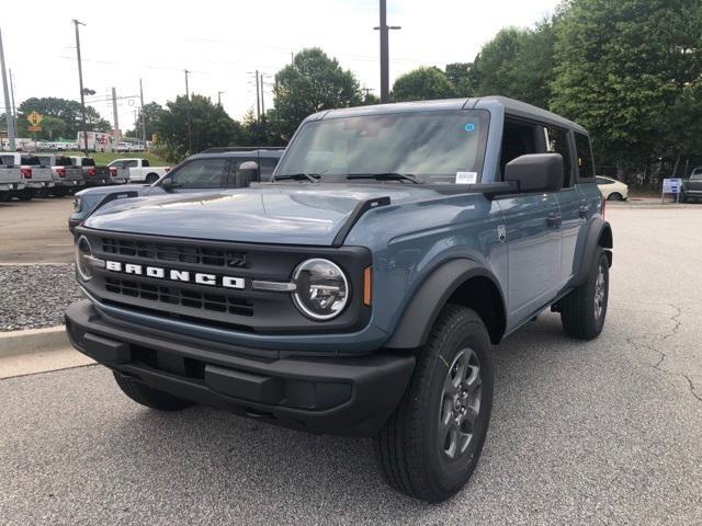 new 2025 Ford Bronco car, priced at $45,177