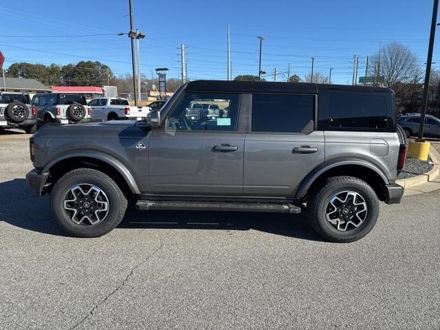 new 2024 Ford Bronco car, priced at $50,055