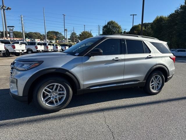 new 2025 Ford Explorer car, priced at $38,710