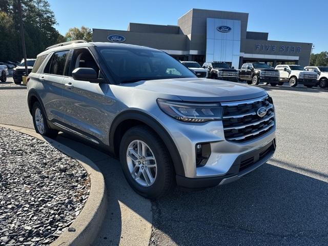 new 2025 Ford Explorer car, priced at $38,710