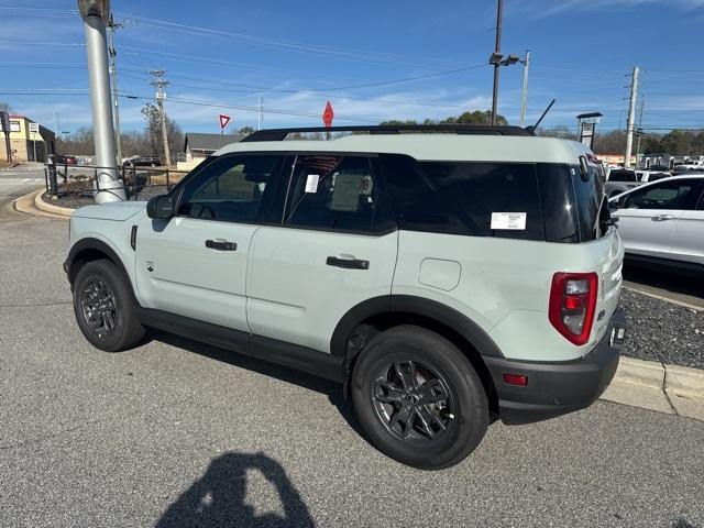 new 2024 Ford Bronco Sport car, priced at $30,215