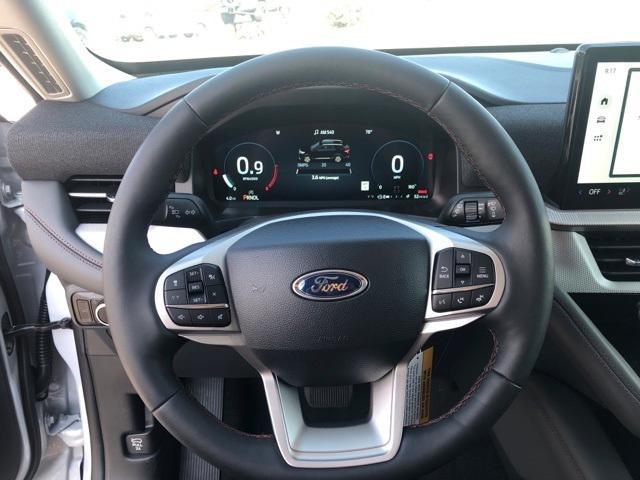 new 2025 Ford Explorer car, priced at $40,265