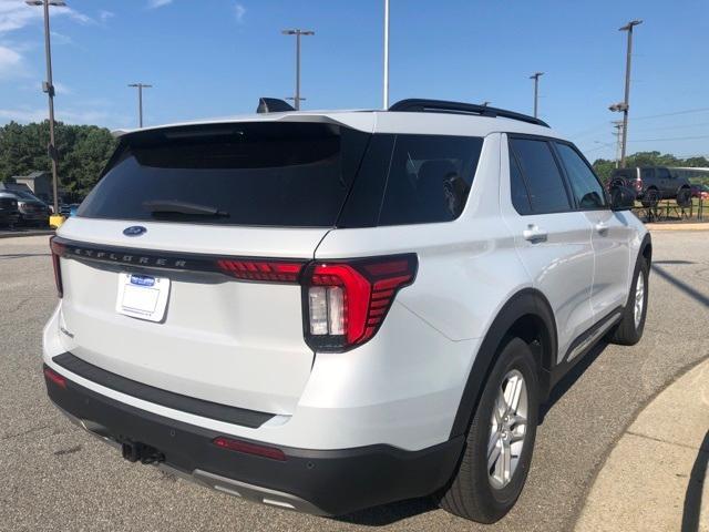 new 2025 Ford Explorer car, priced at $40,265