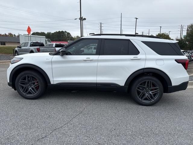 new 2025 Ford Explorer car, priced at $50,080