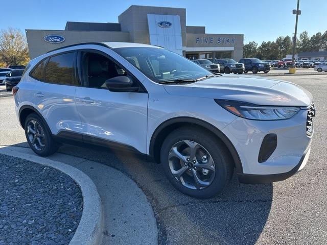 new 2025 Ford Escape car, priced at $27,480