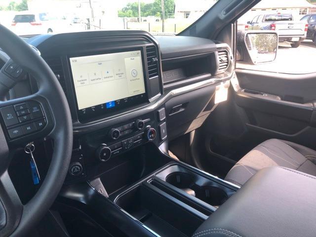 new 2025 Ford F-150 car, priced at $45,882
