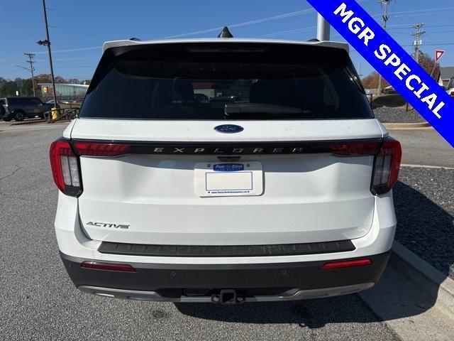 new 2025 Ford Explorer car, priced at $38,605