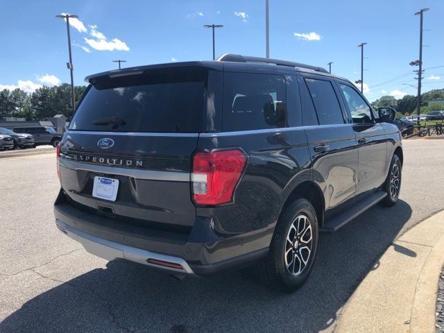 used 2024 Ford Expedition car, priced at $49,014