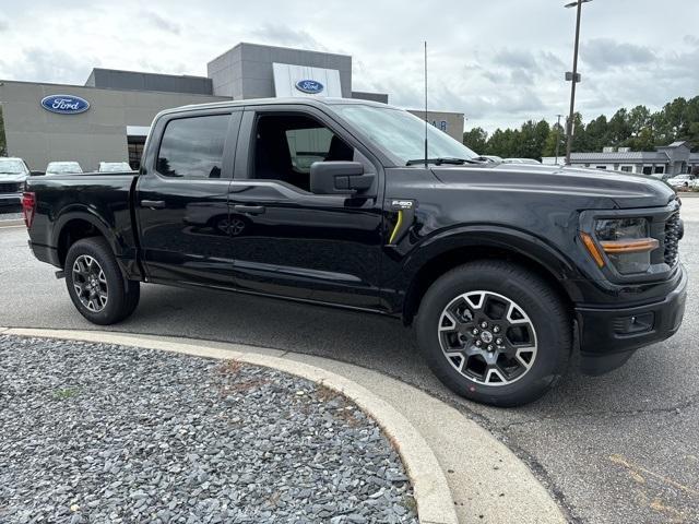 new 2024 Ford F-150 car, priced at $41,050