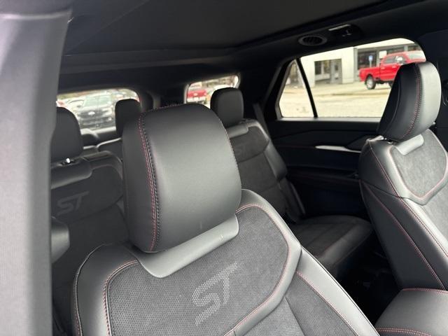 new 2025 Ford Explorer car, priced at $57,877