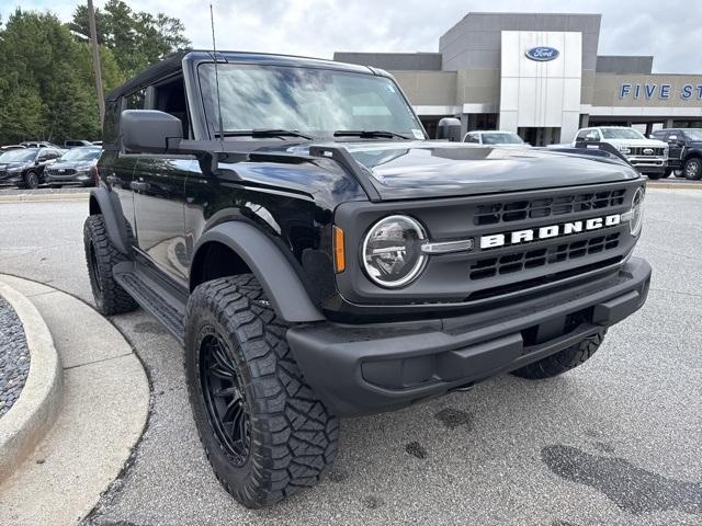 new 2025 Ford Bronco car, priced at $46,285