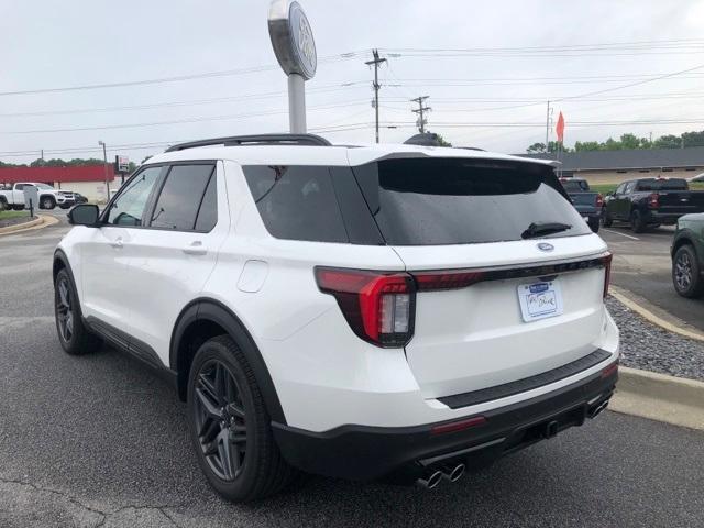 new 2025 Ford Explorer car, priced at $55,672
