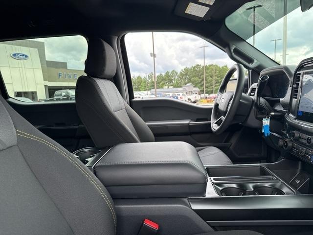 new 2025 Ford F-150 car, priced at $43,742