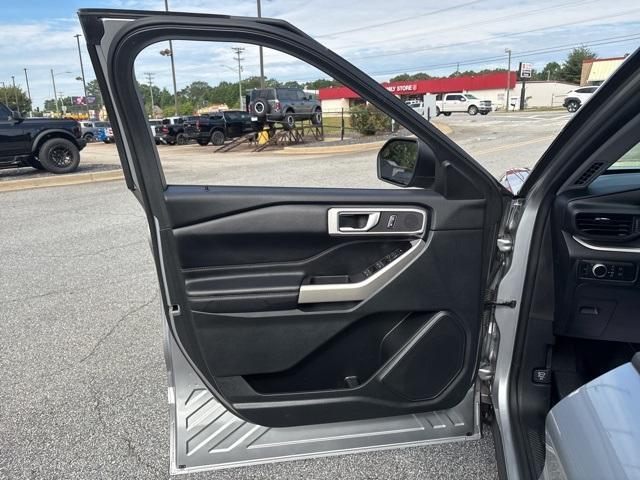 used 2021 Ford Explorer car, priced at $24,999