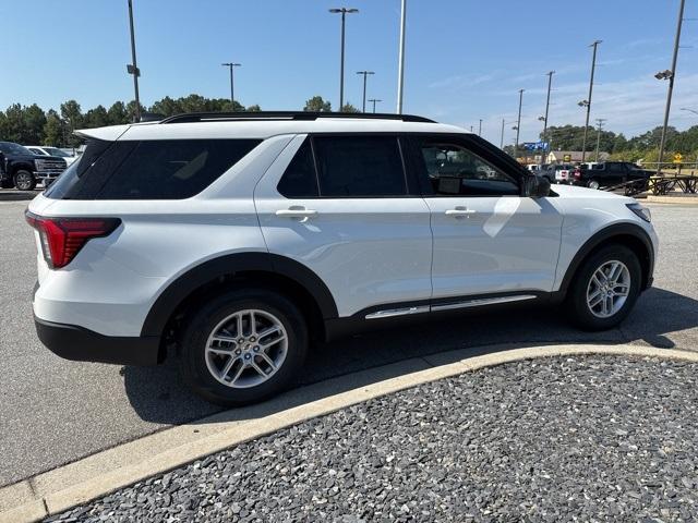 new 2025 Ford Explorer car, priced at $39,060