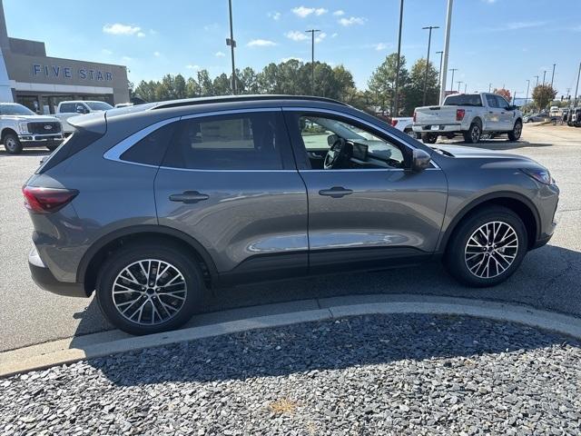 new 2025 Ford Escape car, priced at $43,015