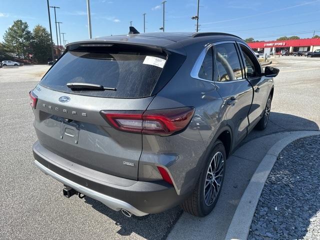 new 2025 Ford Escape car, priced at $43,015