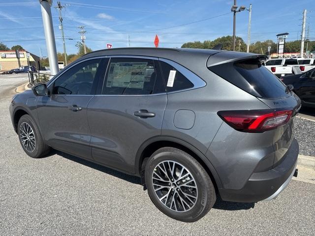 new 2025 Ford Escape car, priced at $43,015