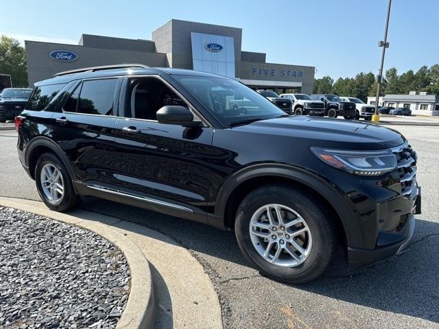 new 2025 Ford Explorer car, priced at $38,300