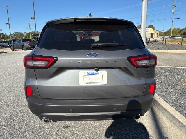 new 2025 Ford Escape car, priced at $29,815