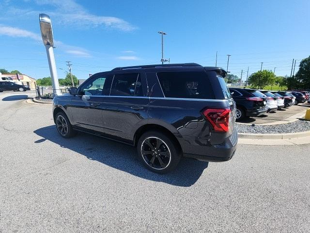 new 2024 Ford Expedition car, priced at $68,358