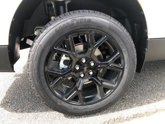 new 2025 Ford Maverick car, priced at $35,040