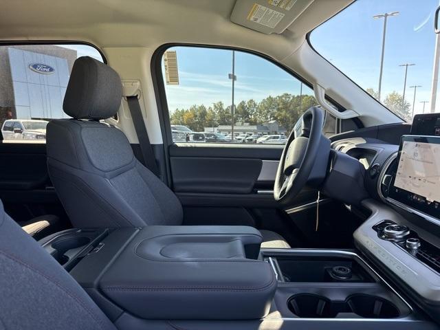 new 2025 Ford Expedition car, priced at $60,740