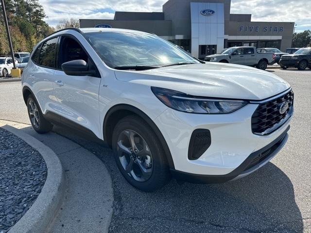 new 2025 Ford Escape car, priced at $28,475