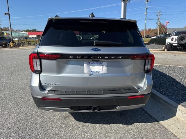 new 2025 Ford Explorer car, priced at $40,210