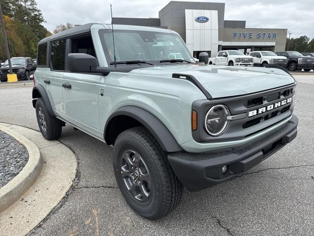 new 2024 Ford Bronco car, priced at $42,995