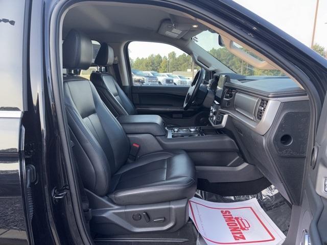 used 2024 Ford Expedition car, priced at $47,179